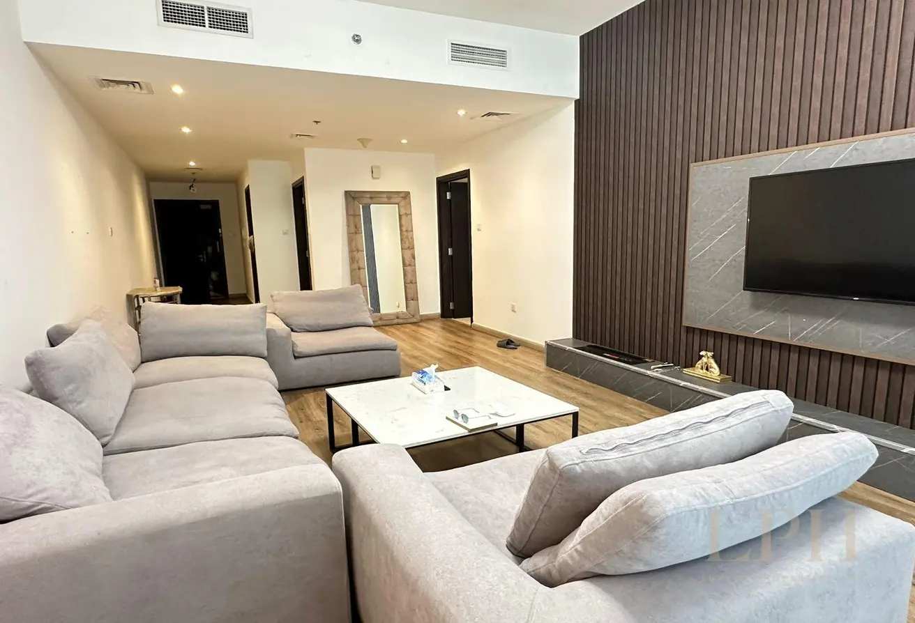 91814380 - Property Main Image