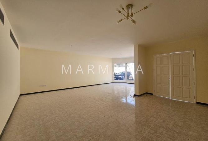 104697392 - Property Image 2