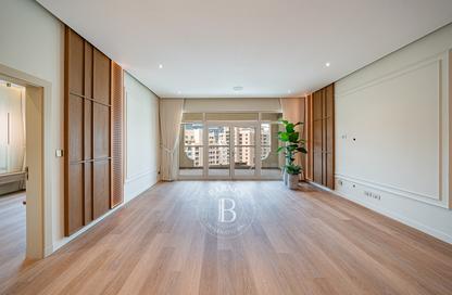 Apartment - 2 - 4 for sale in Al Anbara - Shoreline Apartments - Palm Jumeirah - Dubai