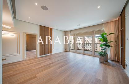 Apartment - 2 - 4 for sale in Al Anbara - Shoreline Apartments - Palm Jumeirah - Dubai