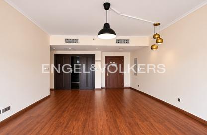 Apartment - 1 Bedroom - 1 Bathroom for rent in Reehan 7 - Reehan - Old Town - Downtown Dubai - Dubai
