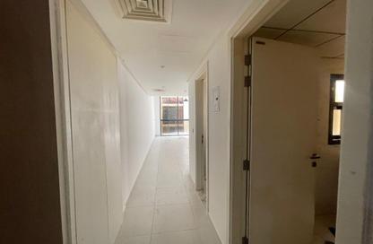 Apartment - 1 Bedroom - 2 Bathrooms for rent in Muweileh Community - Muwaileh Commercial - Sharjah Apartment - 1 Bedroom - 2 Bathrooms for rent in Muweileh Community - Muwaileh Commercial - Sharjah