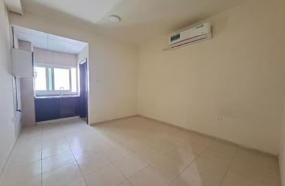 Apartment - Studio - 1 for rent in Fire Station Road - Muwaileh - Sharjah