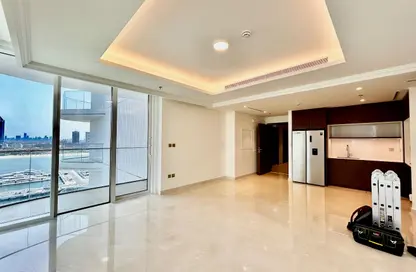 Apartment - 2 Bedrooms - 2 Bathrooms for sale in Palace Beach Residence Tower 2 - Palace Beach Residence - EMAAR Beachfront - Dubai Harbour - Dubai