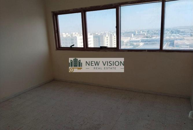 53586249 - صورة العقار 3