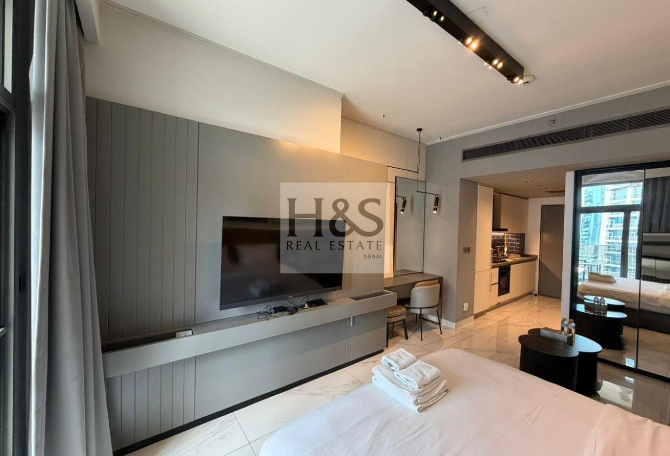 Furnished Studio | Downtown View | MAG 318 photo 8
