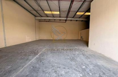 Warehouse - Studio - 1 for rent in Al Sajaa S - Al Sajaa - Sharjah