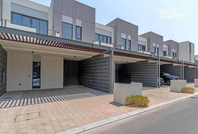 Internal | Vacant | Close to pool