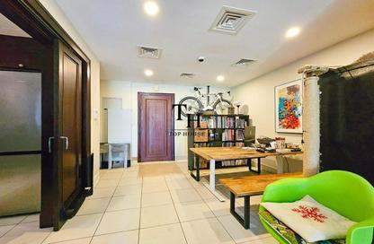 Apartment - 2 Bedrooms - 2 Bathrooms for sale in Zaafaran 4 - Zaafaran - Old Town - Downtown Dubai - Dubai
