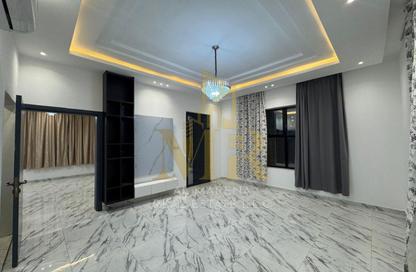 Villa - 5 Bedrooms - 7 Bathrooms for sale in Al Yasmeen 1 - Al Yasmeen - Ajman