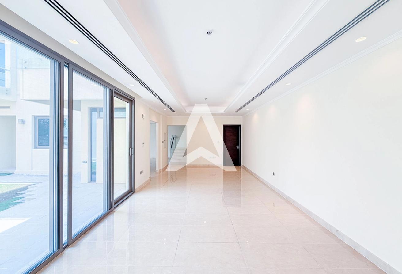 Open House 25th-28th Sept.|3BR+MAID Private Garden photo 4
