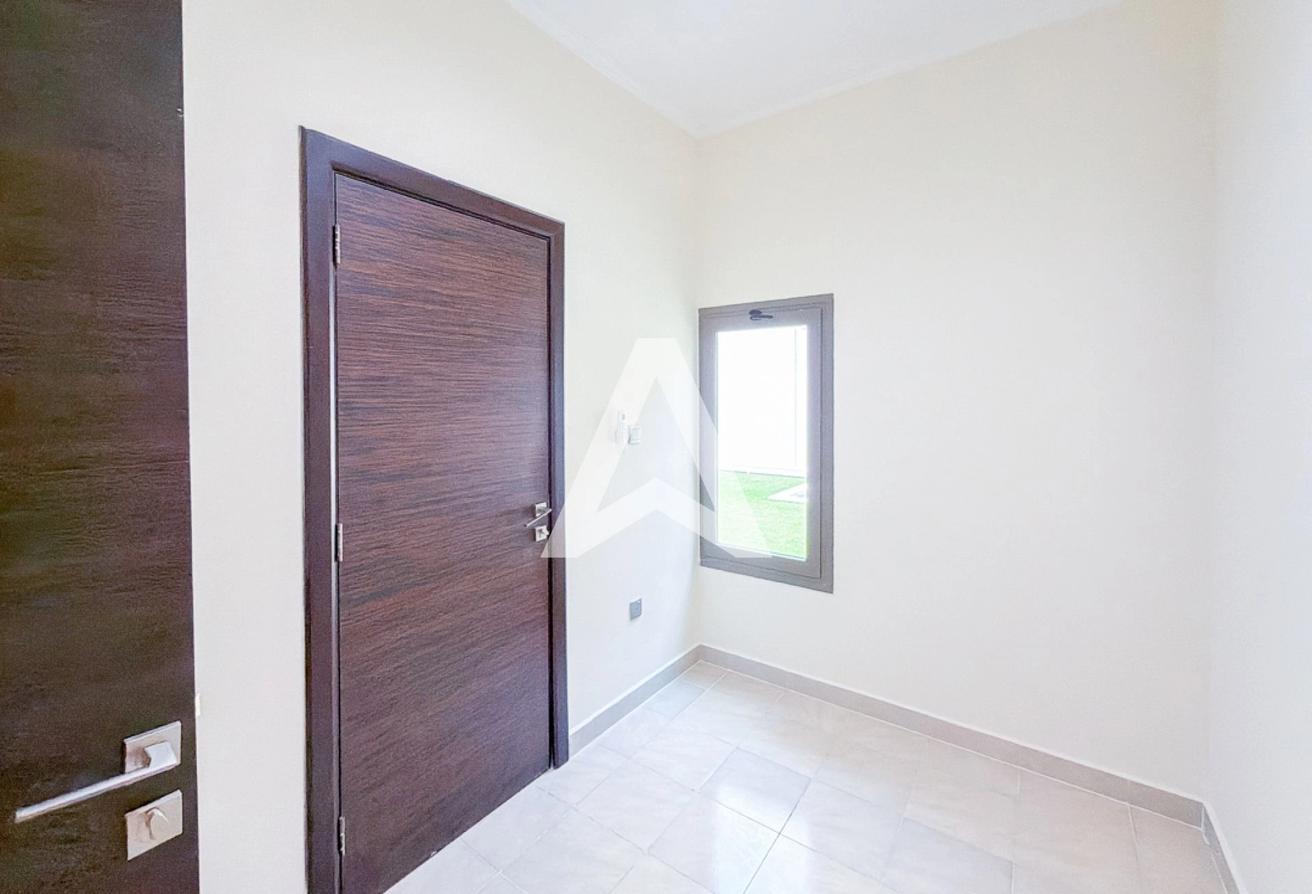 Open House 25th-28th Sept.|3BR+MAID Private Garden photo 17
