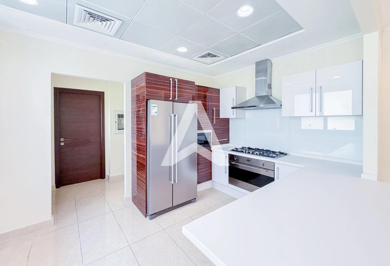 Open House 25th-28th Sept.|3BR+MAID Private Garden photo 12