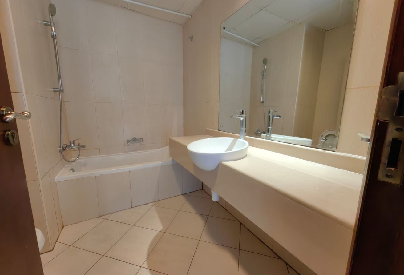 Stunning Sea View | 1BR | Al Hamra Village