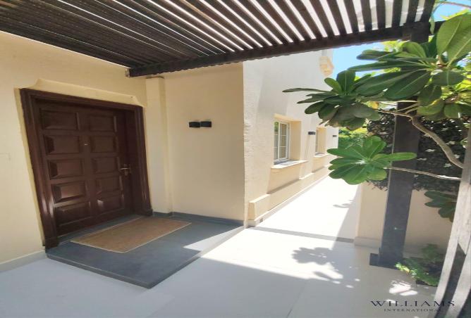 106402484 - Property Image 2