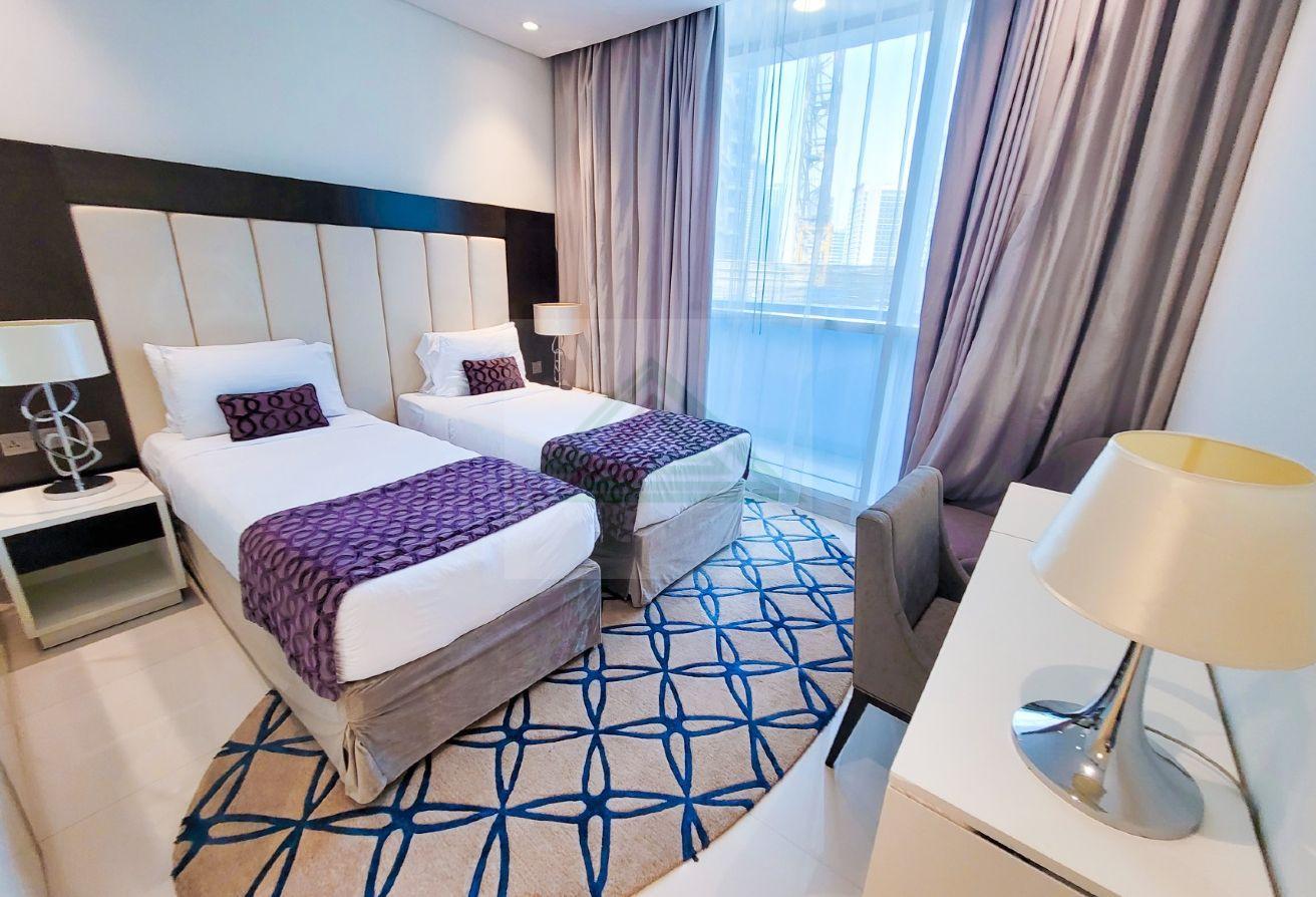 Elegant 2 BR Apartment in Damac Distinction photo 4