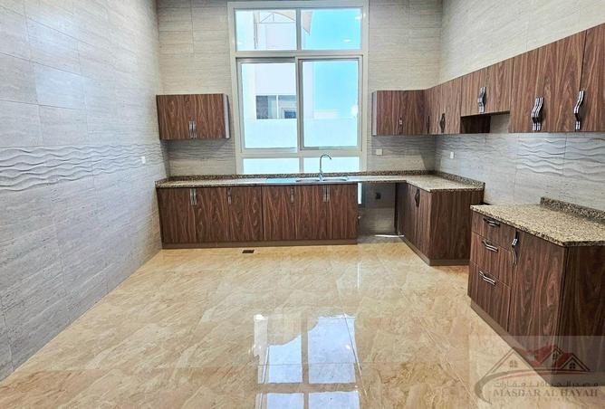 63658902 - Property Image 3