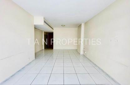 Apartment - 2 - 2 for rent in Golden Sands 7 - Al Mankhool - Bur Dubai - Dubai Apartment - 2 - 2 for rent in Golden Sands 7 - Al Mankhool - Bur Dubai - Dubai