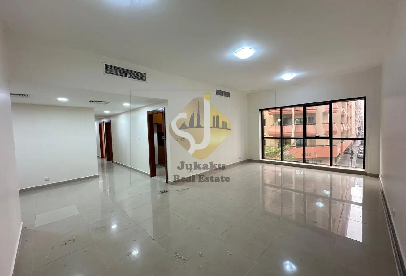 152385311 - Property Main Image