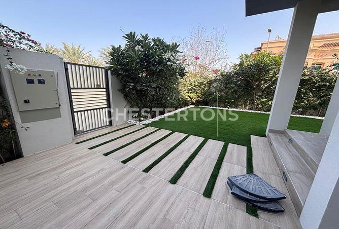 128364942 - Property Main Image