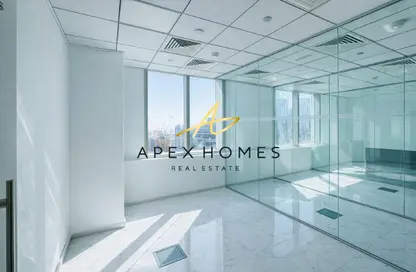 مكتب - استوديو للايجار في القمة - الخليج التجاري - دبي