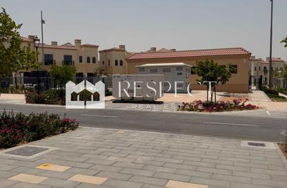 Townhouse - 3 - 4 for rent in Bloom Living - Zayed City (Khalifa City C) - Khalifa City - Abu Dhabi