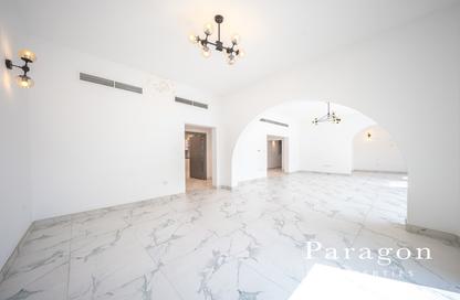 Villa - 3 - 4 for rent in Umm Suqeim 3 Villas - Umm Suqeim 3 - Umm Suqeim - Dubai