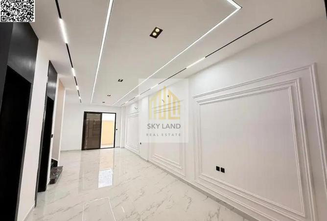 83241100 - Property Image 3