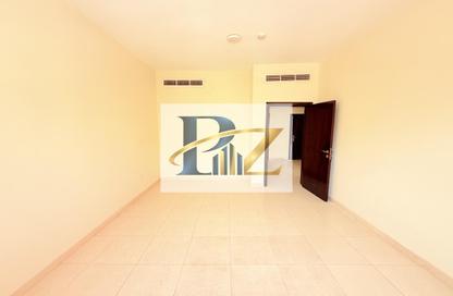 Apartment - 2 - 1 for rent in Fire Station Road - Muwaileh - Sharjah Apartment - 2 - 1 for rent in Fire Station Road - Muwaileh - Sharjah