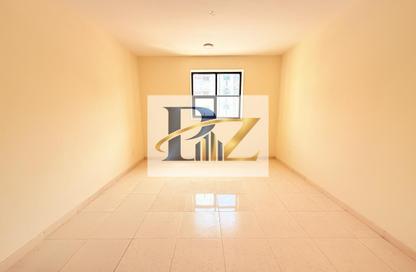 Apartment - 2 - 1 for rent in Fire Station Road - Muwaileh - Sharjah