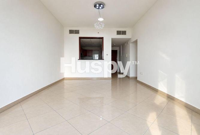6 Cheques | High Floor | Unfurnished photo 3