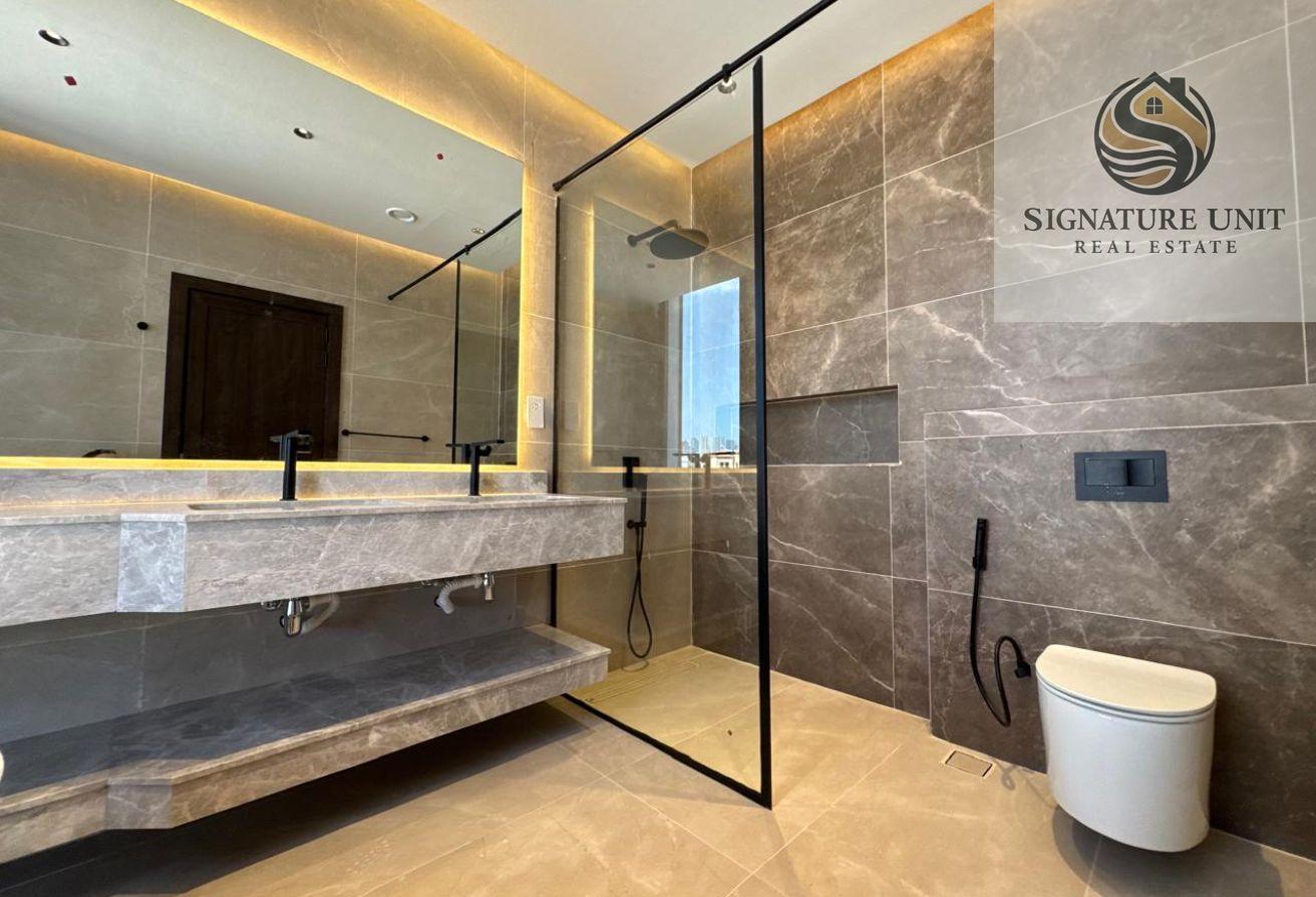 Modern 5BR Villa | Pool | Parking | Driver photo 14