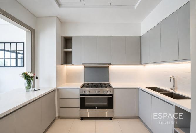 141926787 - Property Image 2