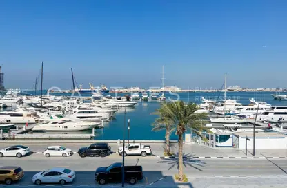 Apartment - 3 Bedrooms - 3 Bathrooms for rent in Seagate Building 2 - Seagate - Mina Rashid - Dubai