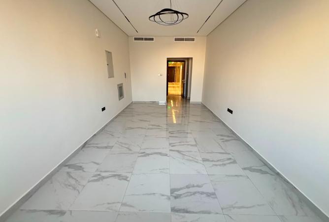 121540510 - Property Image 2