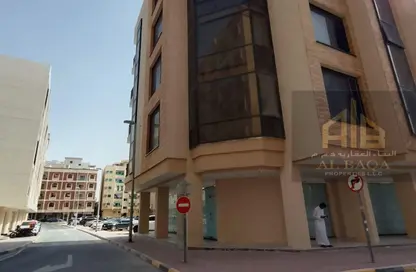 عمارة بالكامل - 8 غرف نوم - 8 حمامات للبيع في مساكن كورنيش عجمان - طريق كورنيش عجمان - عجمان