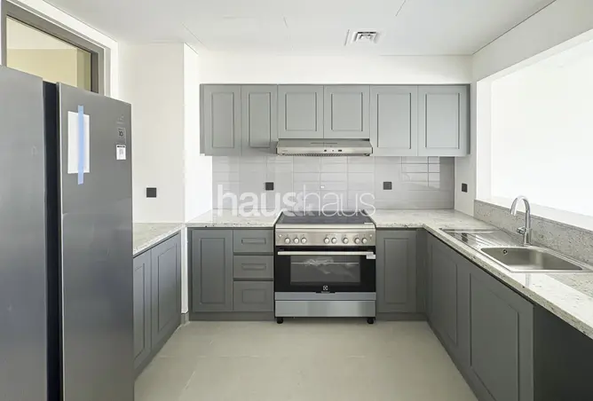 155507417 - Property Image 3