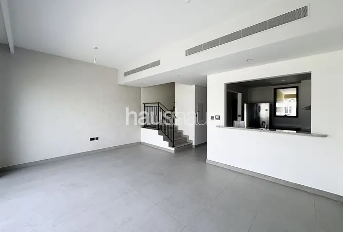 155507417 - Property Image 2