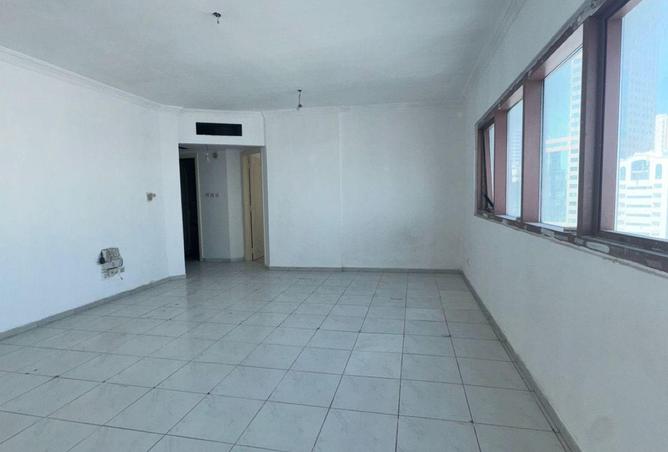 82817945 - Property Main Image