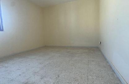 Apartment - 2 Bedrooms - 2 Bathrooms for rent in Al Wahda Building - Al Majaz 2 - Al Majaz - Sharjah