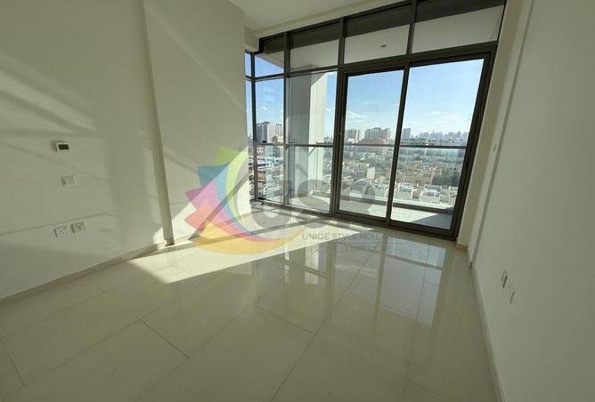 94020635 - Property Image 2