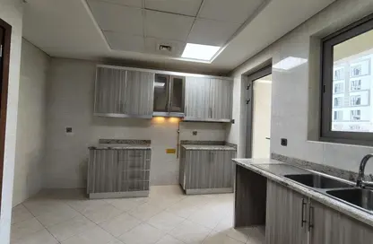 Apartment - 1 Bedroom - 2 Bathrooms for rent in Makeen Residence Al Jaddaf - Culture Village - Dubai