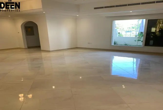 165070778 - Property Image 2