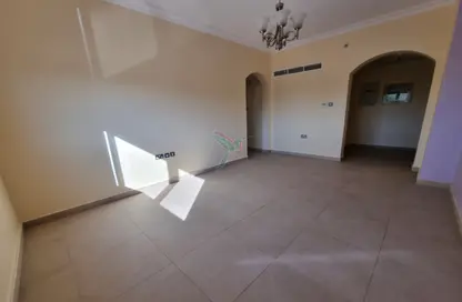 Apartment - 2 Bedrooms - 2 Bathrooms for rent in Al Mraijeb - Al Jimi - Al Ain Apartment - 2 Bedrooms - 2 Bathrooms for rent in Al Mraijeb - Al Jimi - Al Ain