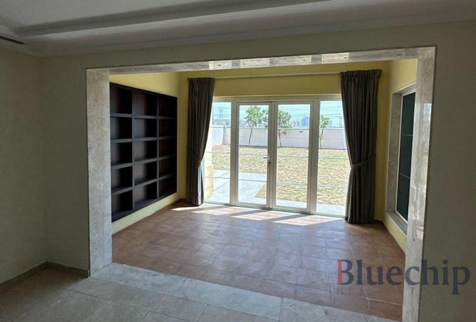 141924677 - Property Image 3