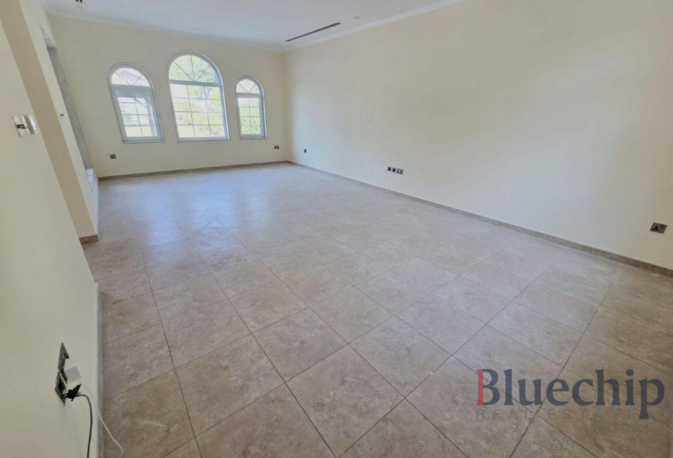 Spacious 3-Bed | Good Location | Large Plot photo 6