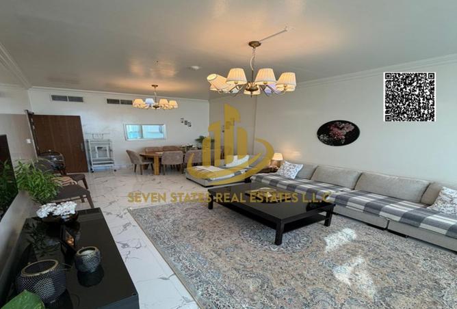 99124804 - Property Image 3