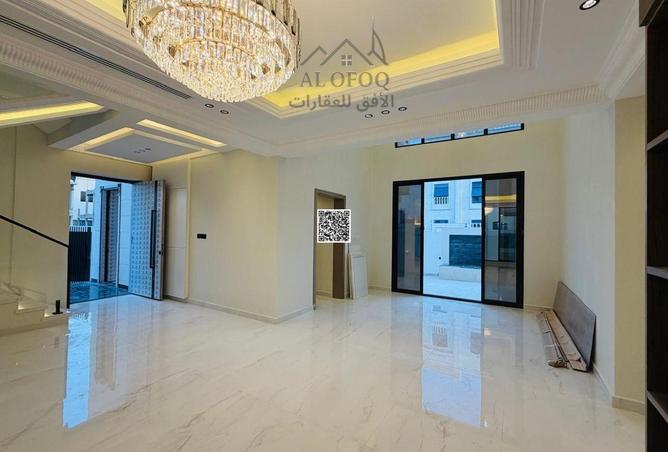 84912233 - Property Image 3