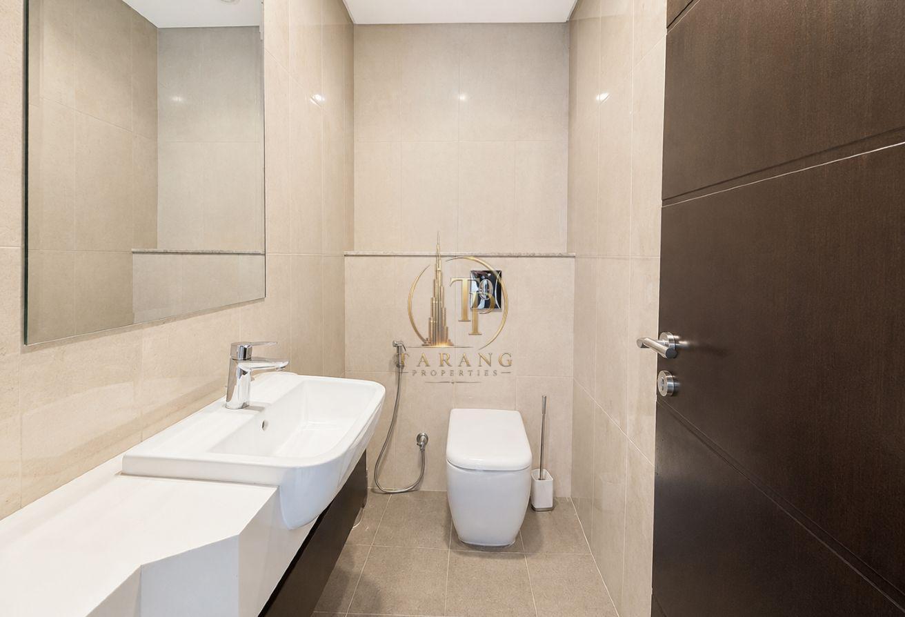 Fully furnished | Biggest layout | Park view photo 8