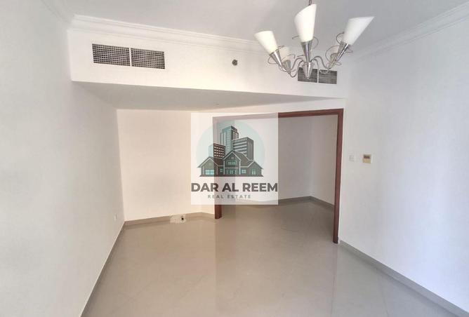 122900057 - Property Image 2